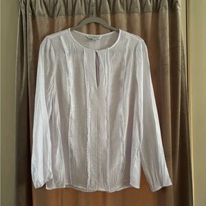 White Crinkle Fabric Top Sz M